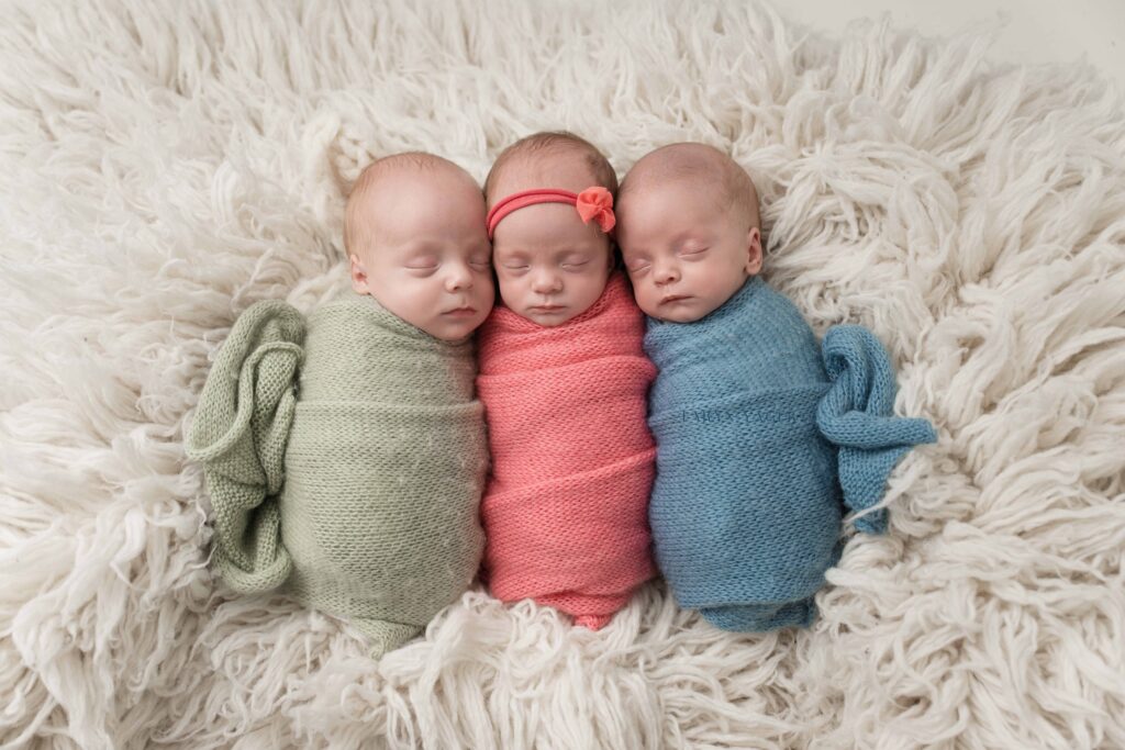 best Knoxville newborn photographer, newborn portrait studio, newborn photography near me Knoxville