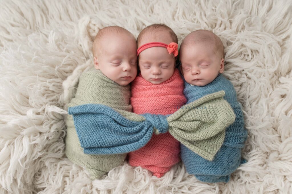 best Knoxville newborn photographer, newborn portrait studio, newborn photography near me Knoxville
